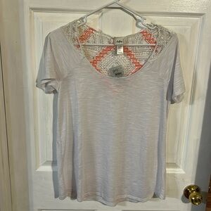 Women’s Daytrip shirt NWT